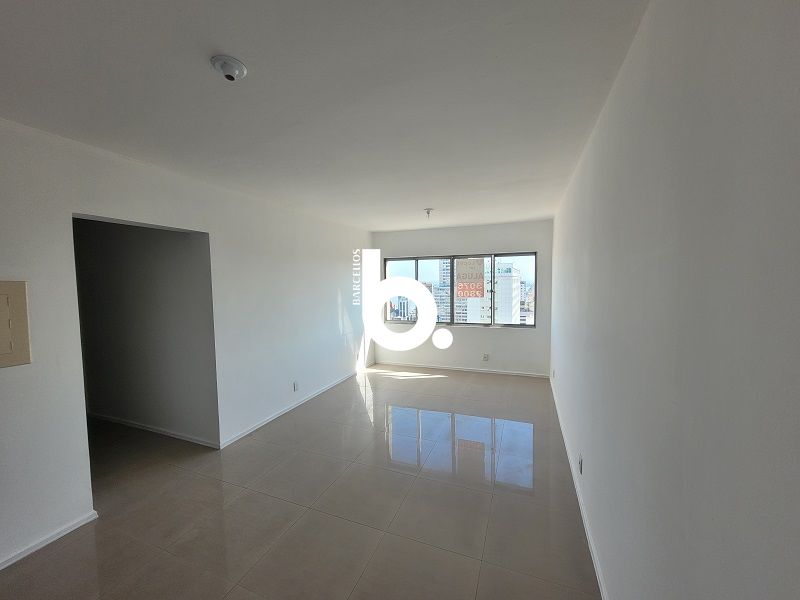 Apto com 2 quartos, 1 banheiro e 60m² à venda no bairro Centro, Porto Alegre
