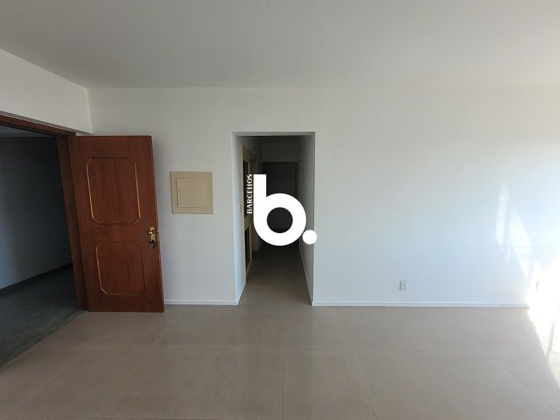 Apto com 2 quartos, 1 banheiro e 60m² à venda no bairro Centro, Porto Alegre