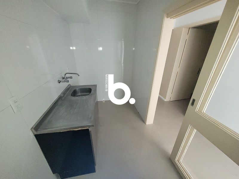 Apto com 2 quartos, 1 banheiro e 60m² à venda no bairro Centro, Porto Alegre