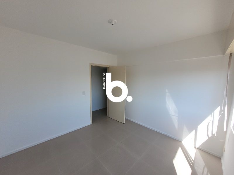 Apto com 2 quartos, 1 banheiro e 60m² à venda no bairro Centro, Porto Alegre