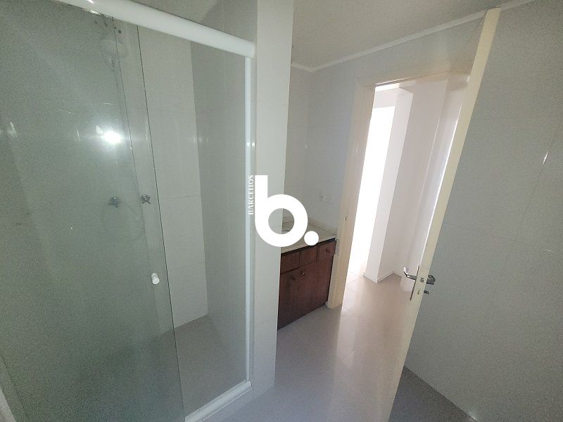 Apto com 2 quartos, 1 banheiro e 60m² à venda no bairro Centro, Porto Alegre