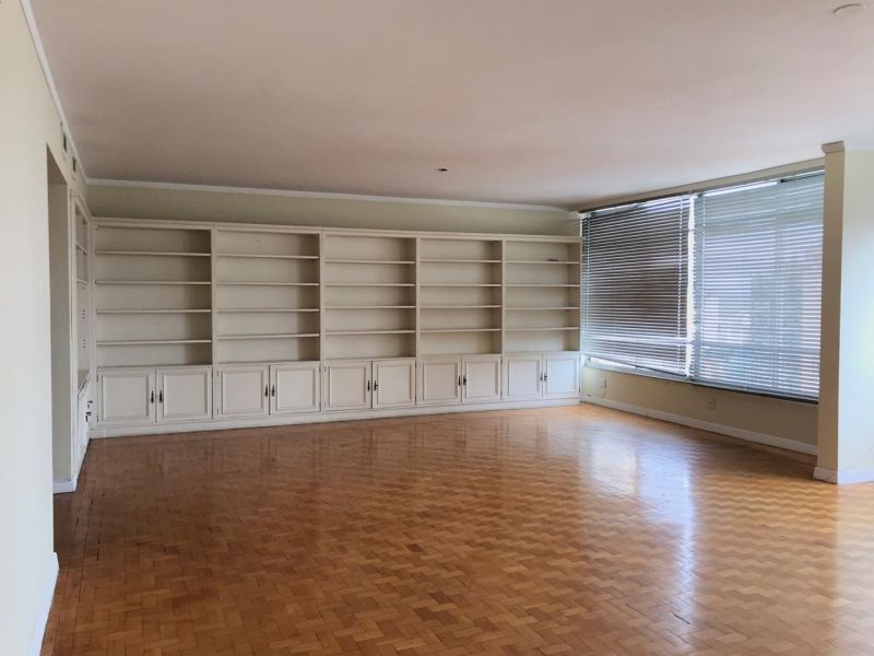 Box com 10m² para alugar no bairro Centro, Porto Alegre