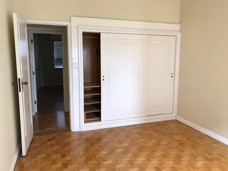 Box com 10m² para alugar no bairro Centro, Porto Alegre
