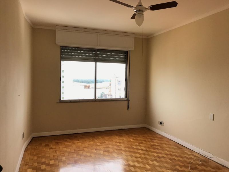 Box com 10m² para alugar no bairro Centro, Porto Alegre