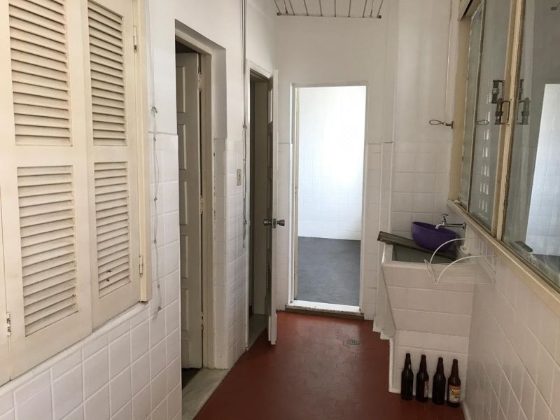 Box com 10m² para alugar no bairro Centro, Porto Alegre