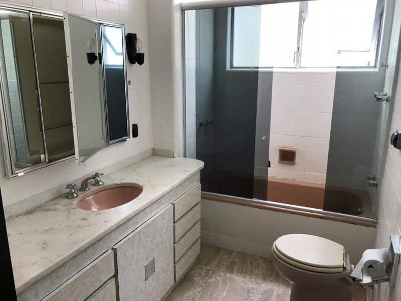 Box com 10m² para alugar no bairro Centro, Porto Alegre