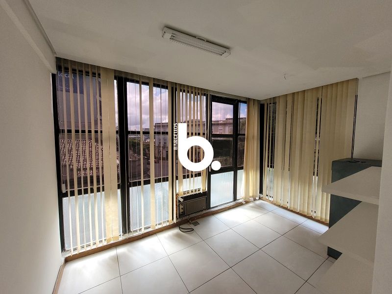Conjunto com 1 banheiro e 41m² para alugar no bairro Centro, Porto Alegre