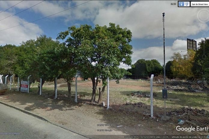 Terreno com 2065m² para alugar no bairro Floresta, Porto Alegre
