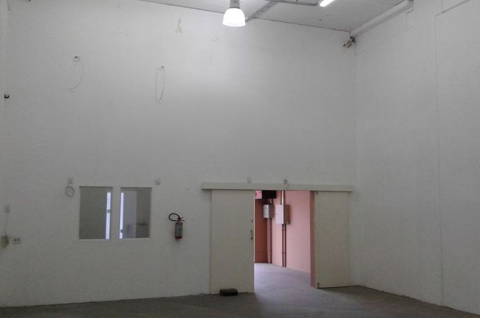 Depósito com 125m² para alugar no bairro Centro Historico, Porto Alegre