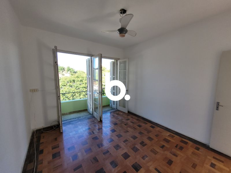 APARTAMENTO 1 DORMITÓRIO CRISTÓVÃO COLOMBO