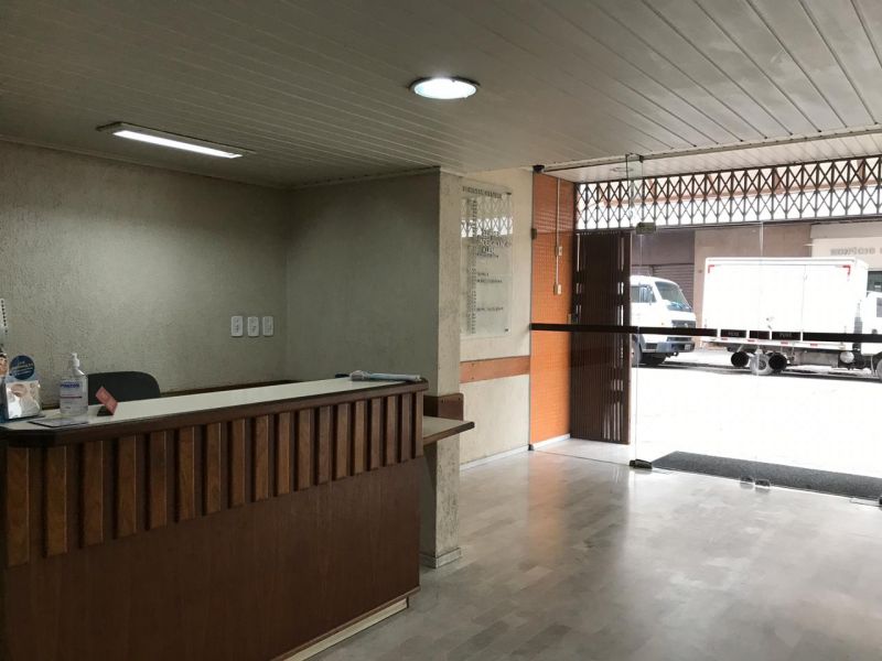 Conjunto com 1 banheiro e 52m² para alugar no bairro Centro Historico, Porto Alegre