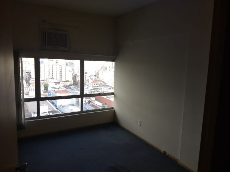 Conjunto com 1 banheiro e 52m² para alugar no bairro Centro Historico, Porto Alegre
