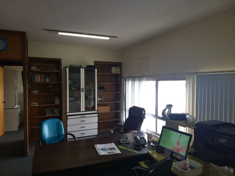 Conjunto com 1 banheiro e 57m² para alugar no bairro Centro Historico, Porto Alegre