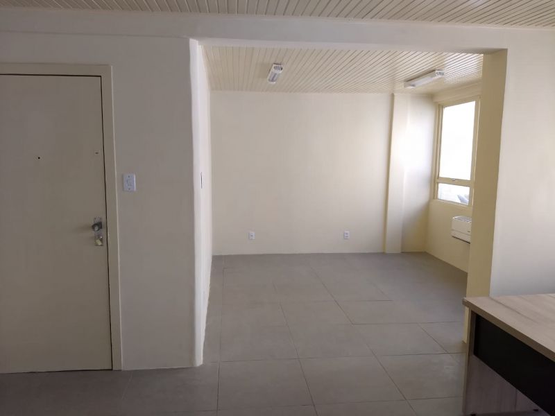 Sala com 1 banheiro e 54m² para alugar no bairro Centro Historico, Porto Alegre