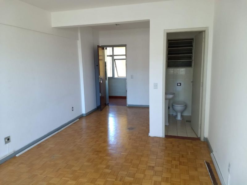 Sala com 1 banheiro e 32m² para alugar no bairro Centro Historico, Porto Alegre