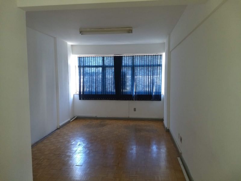 Sala com 1 banheiro e 32m² para alugar no bairro Centro Historico, Porto Alegre