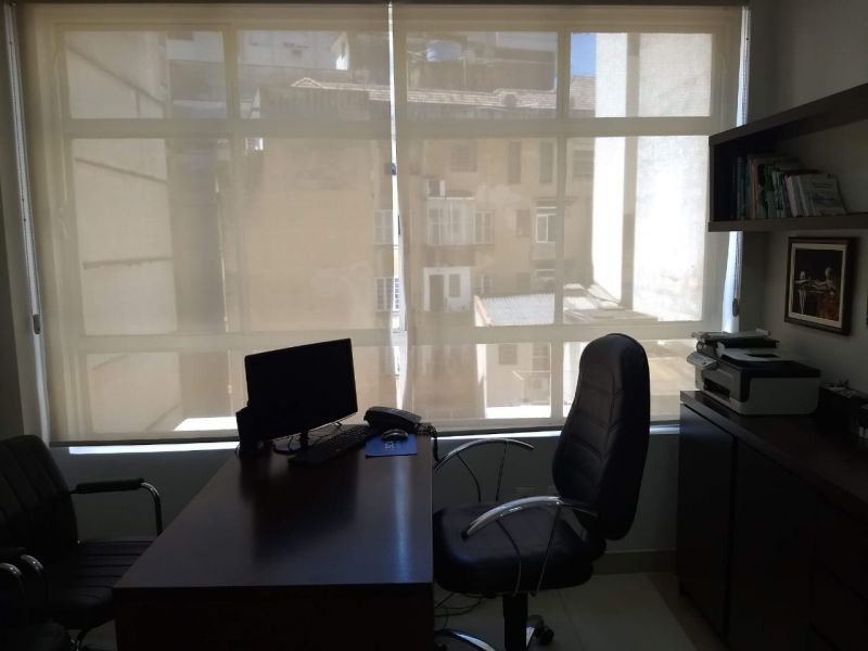 Conjunto com 1 banheiro e 60m² para alugar no bairro Centro Historico, Porto Alegre