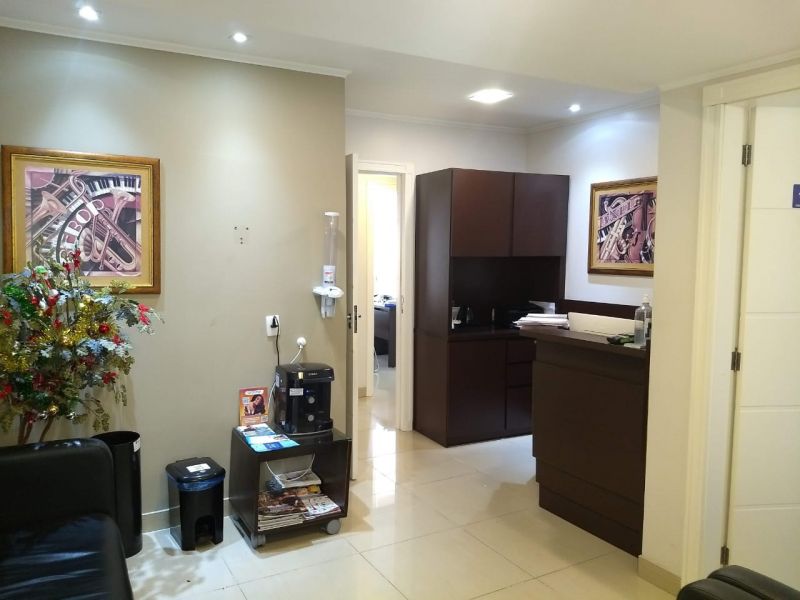 Conjunto com 1 banheiro e 60m² para alugar no bairro Centro Historico, Porto Alegre