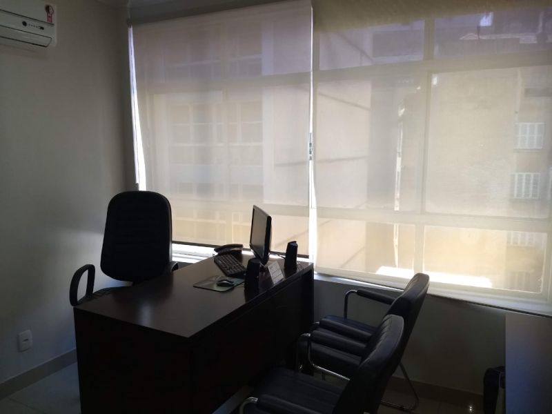 Conjunto com 1 banheiro e 60m² para alugar no bairro Centro Historico, Porto Alegre
