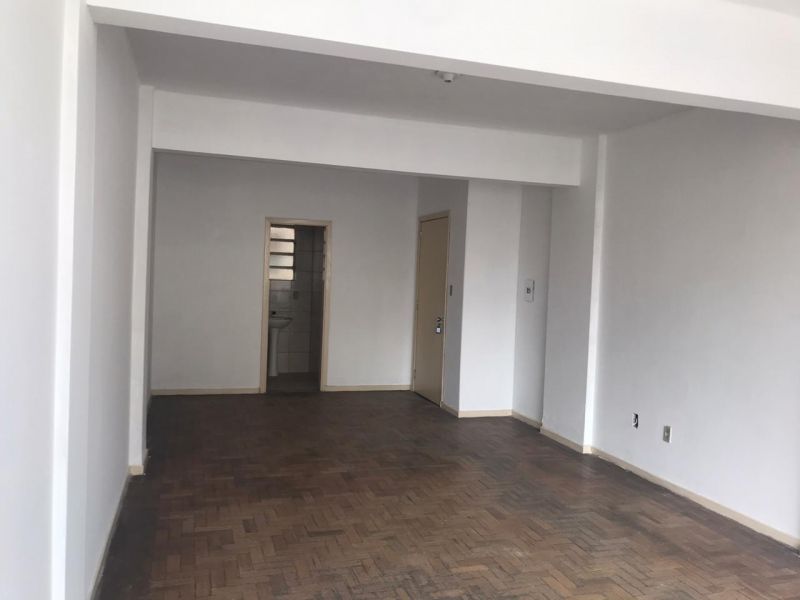 Sala com 1 banheiro e 44m² para alugar no bairro Centro Historico, Porto Alegre