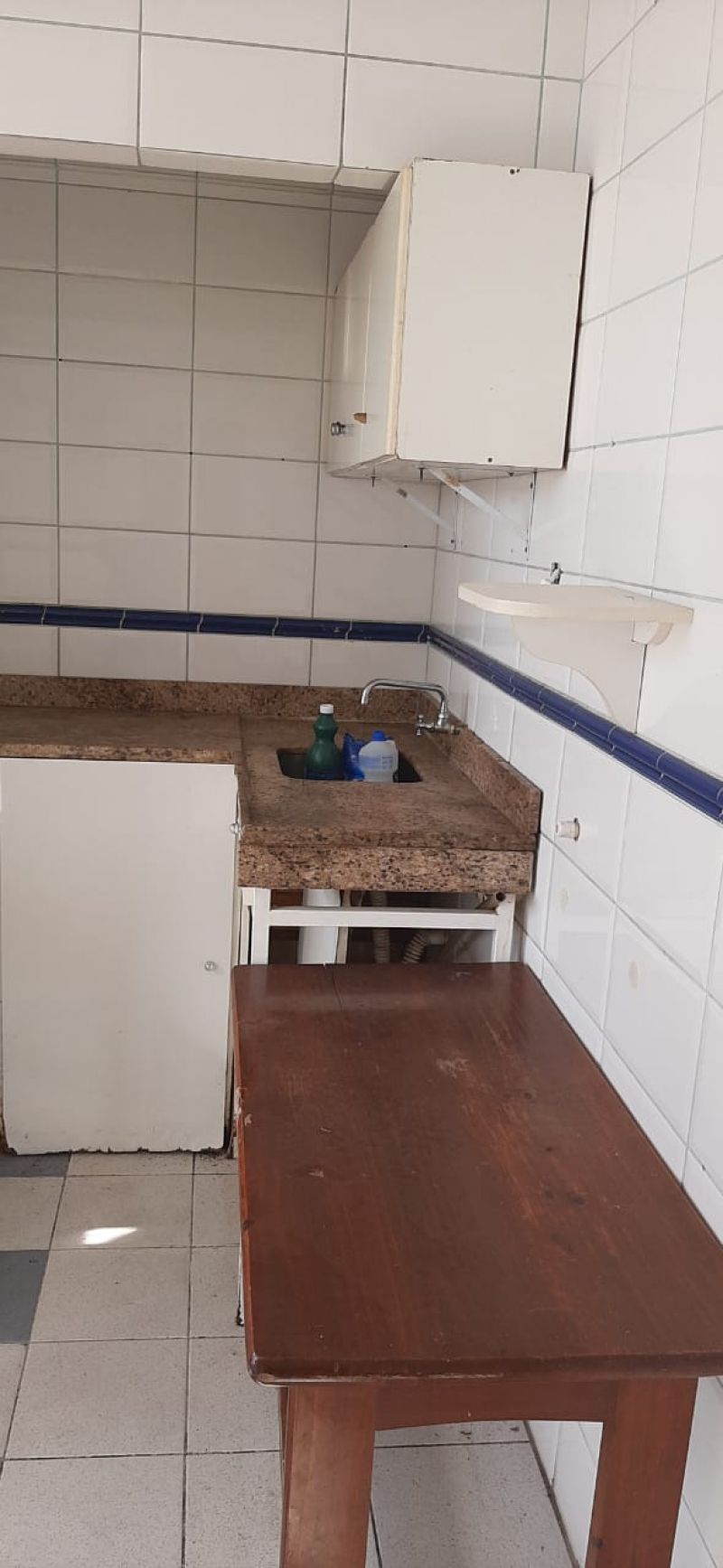 Sala com 1 banheiro e 25m² para alugar no bairro Centro Historico, Porto Alegre