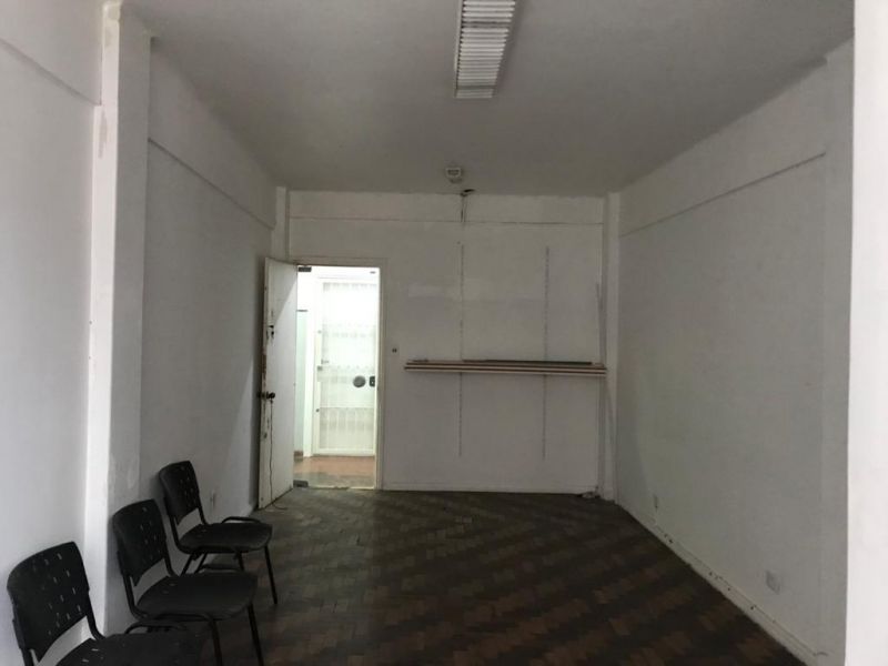 Sala com 1 banheiro e 24m² para alugar no bairro Centro Historico, Porto Alegre