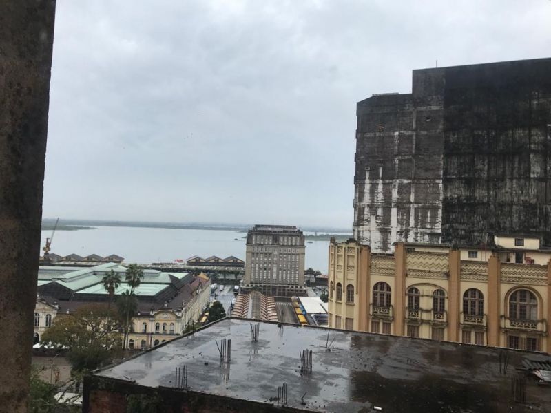 Sala com 1 banheiro e 22m² para alugar no bairro Centro Historico, Porto Alegre