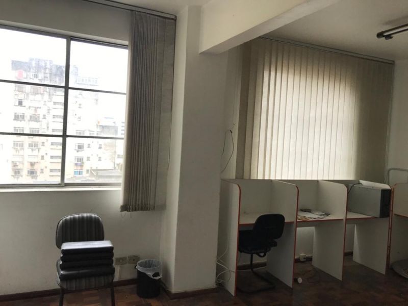 Sala com 1 banheiro e 25m² para alugar no bairro Centro Historico, Porto Alegre