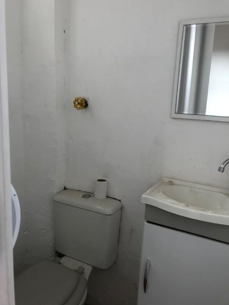 Sala com 1 banheiro e 22m² para alugar no bairro Centro Historico, Porto Alegre