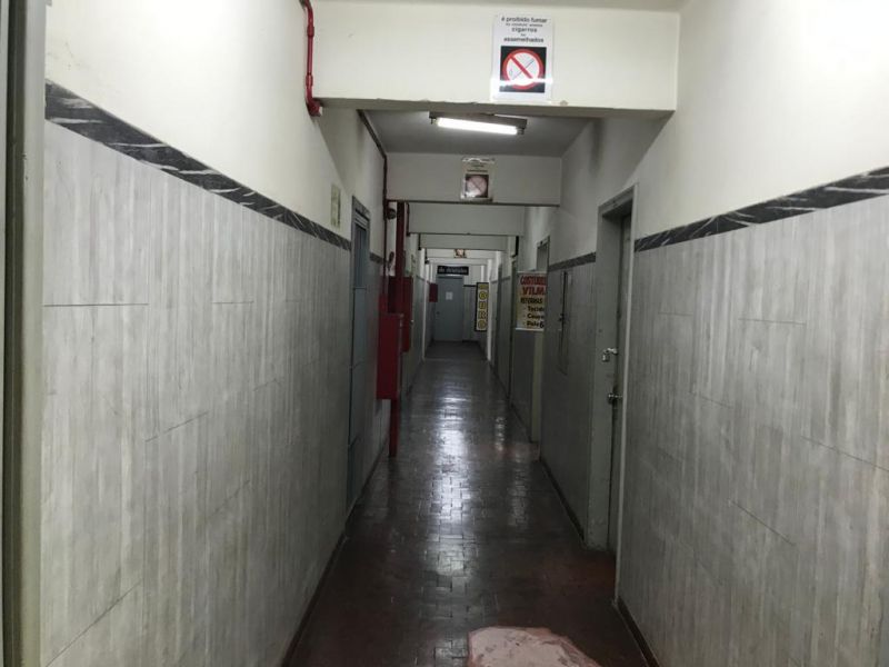 Sala com 1 banheiro e 25m² para alugar no bairro Centro Historico, Porto Alegre