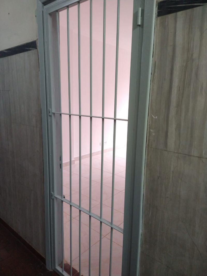 Sala com 1 banheiro e 25m² para alugar no bairro Centro Historico, Porto Alegre