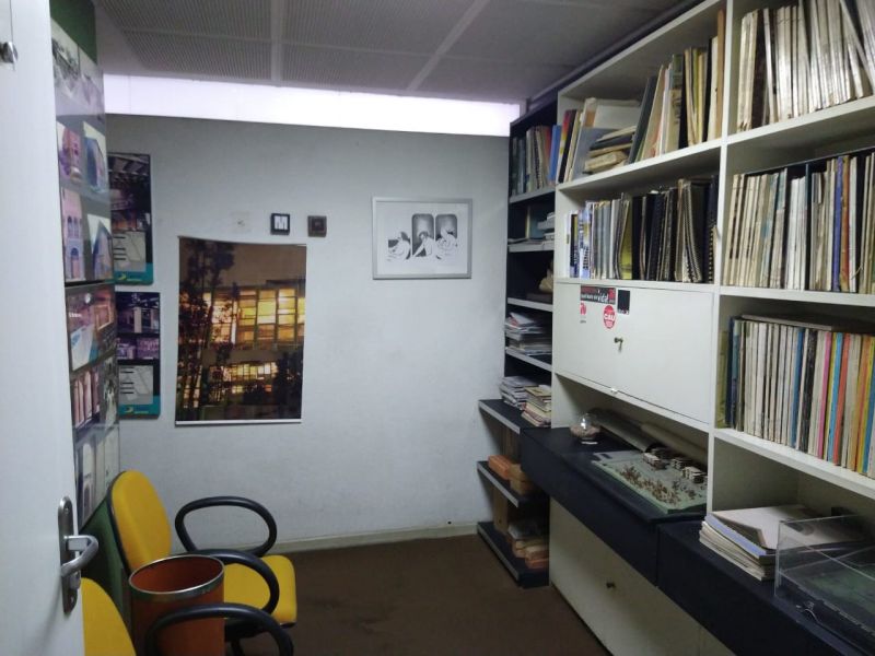 Sala com 1 banheiro e 80m² para alugar no bairro Centro Historico, Porto Alegre
