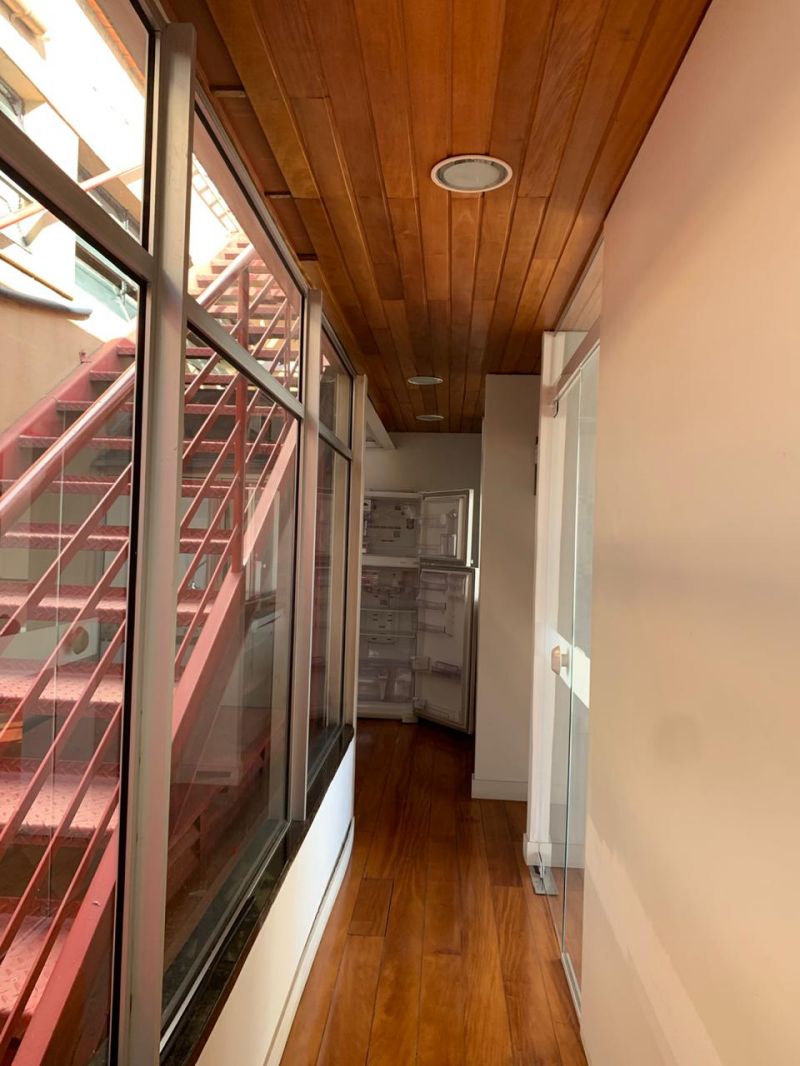 Sala com 1 banheiro e 80m² para alugar no bairro Centro Historico, Porto Alegre