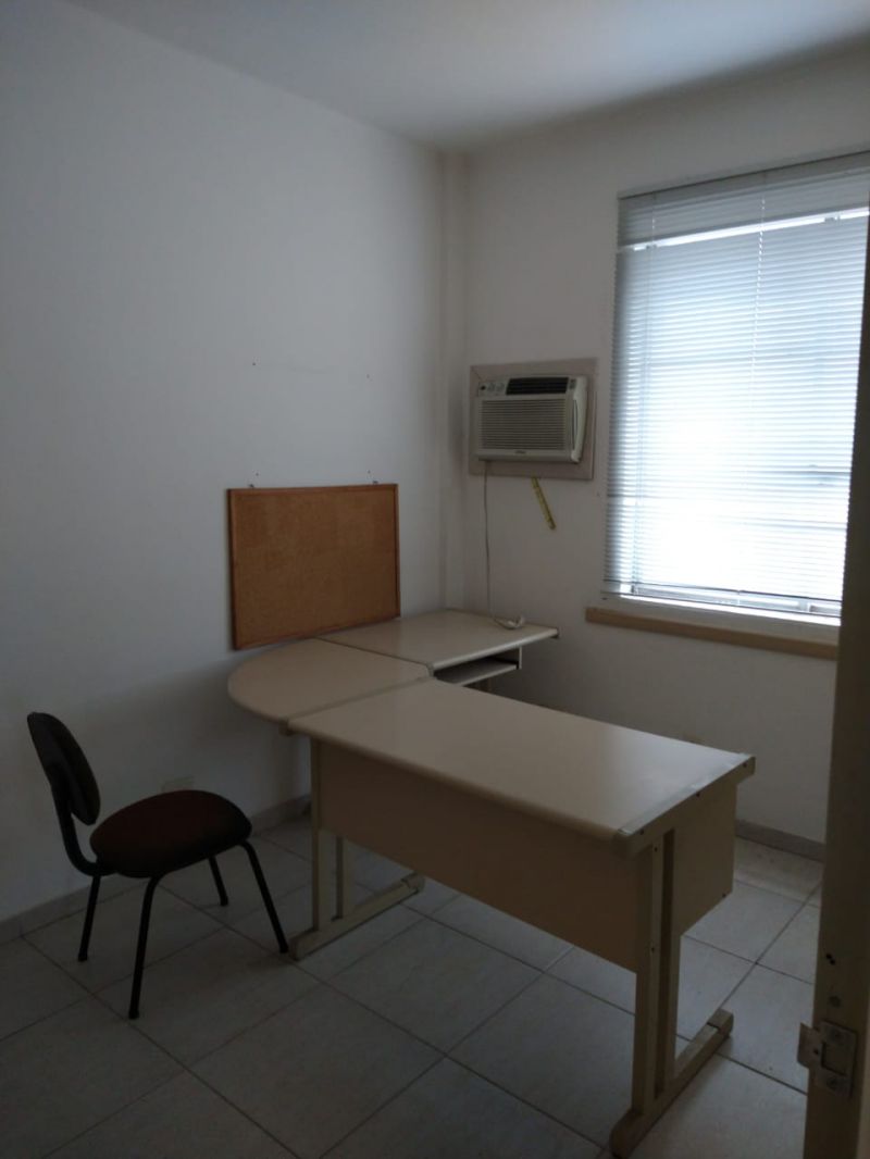 Conjunto com 1 banheiro e 50m² para alugar no bairro Centro Historico, Porto Alegre