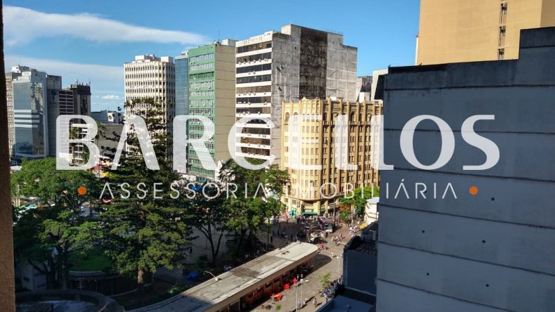 Conjunto com 1 banheiro e 45m² para alugar no bairro Centro Historico, Porto Alegre
