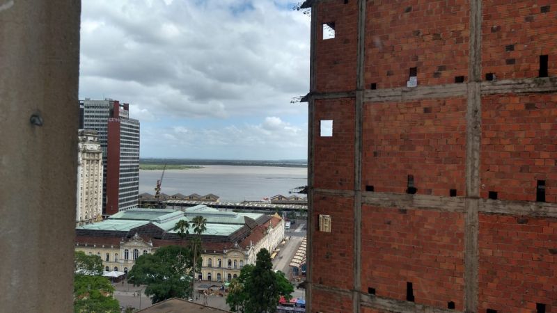 Sala com 1 banheiro e 25m² para alugar no bairro Centro Historico, Porto Alegre