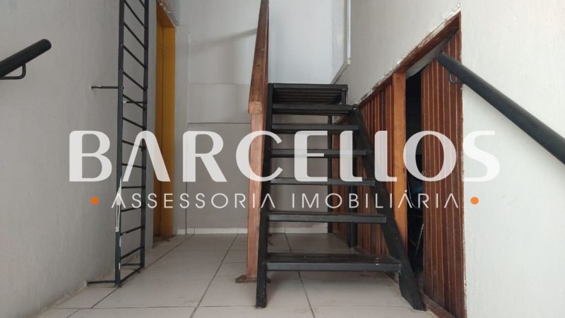 PRÉDIO COMERCIAL NA AV INDEPENDENCIA!