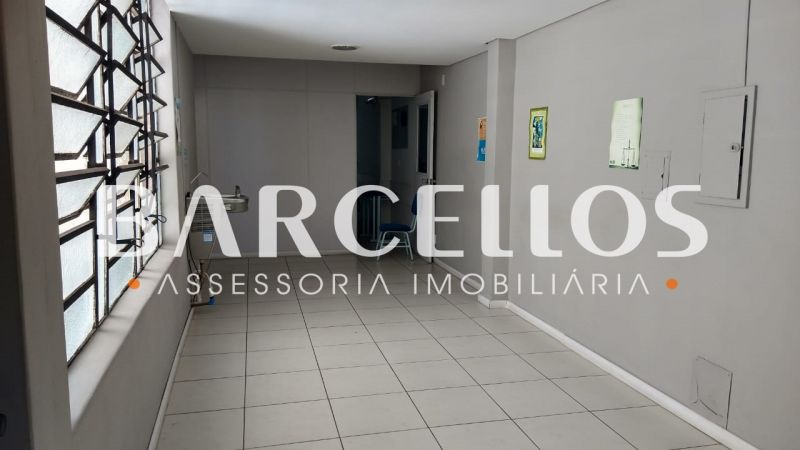 PRÉDIO COMERCIAL NA AV INDEPENDENCIA!