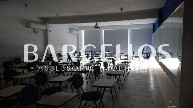 PRÉDIO COMERCIAL NA AV INDEPENDENCIA!