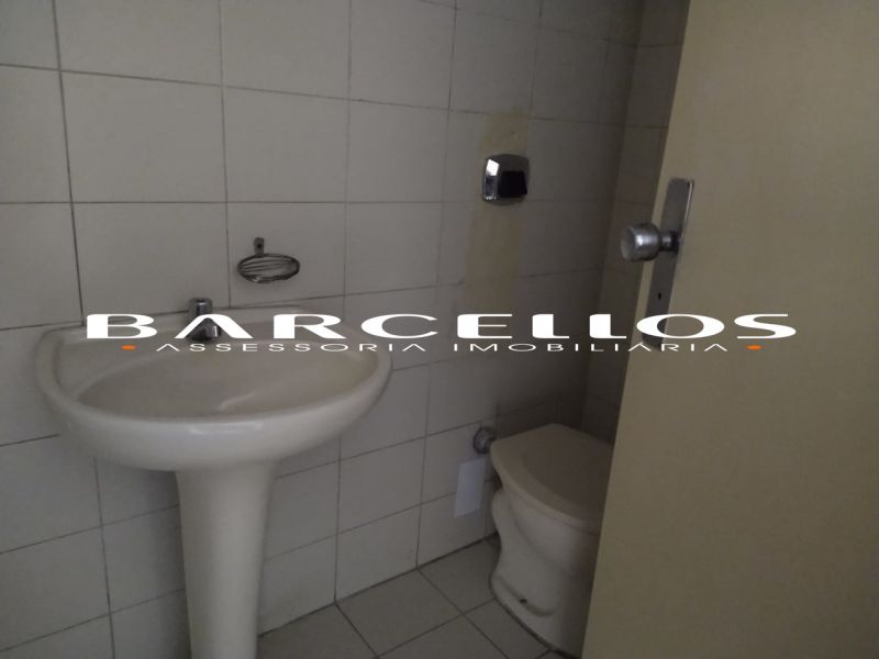 Sala com 1 banheiro e 60m² para alugar no bairro Centro Historico, Porto Alegre