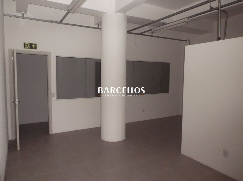 Conjunto com 10 banheiros e 150m² para alugar no bairro Centro Historico, Porto Alegre