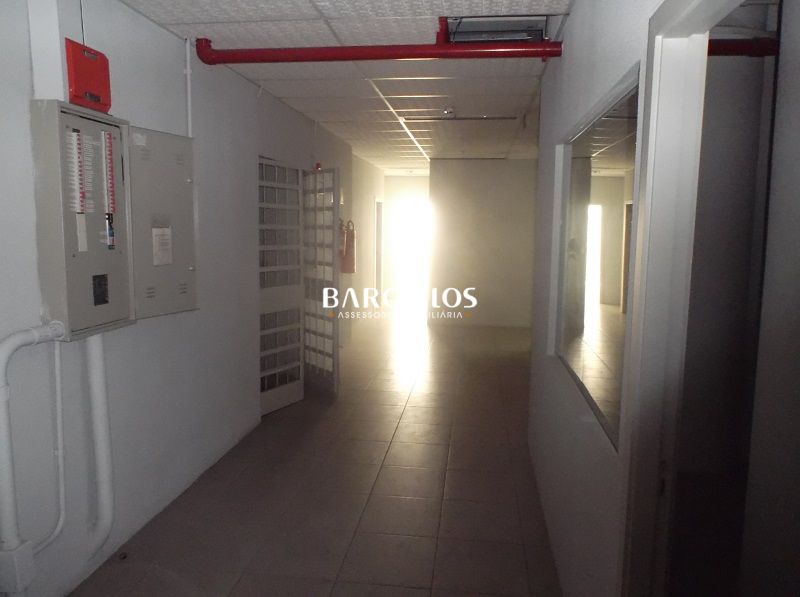Conjunto com 10 banheiros e 150m² para alugar no bairro Centro Historico, Porto Alegre