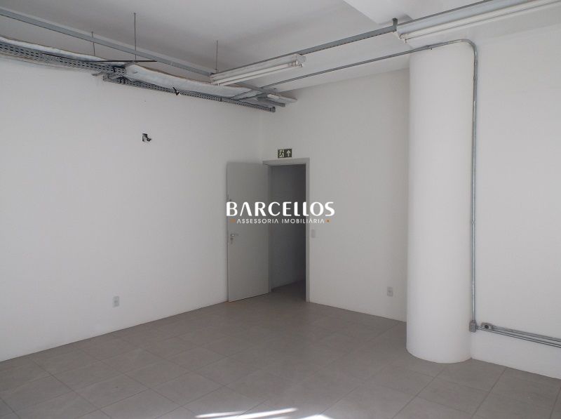 Conjunto com 10 banheiros e 150m² para alugar no bairro Centro Historico, Porto Alegre