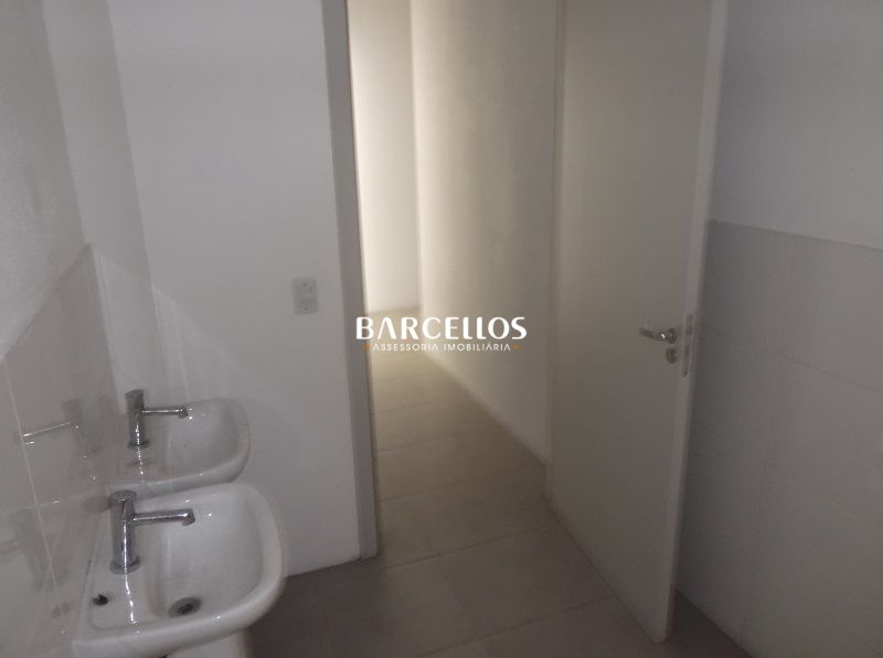 Conjunto com 10 banheiros e 150m² para alugar no bairro Centro Historico, Porto Alegre