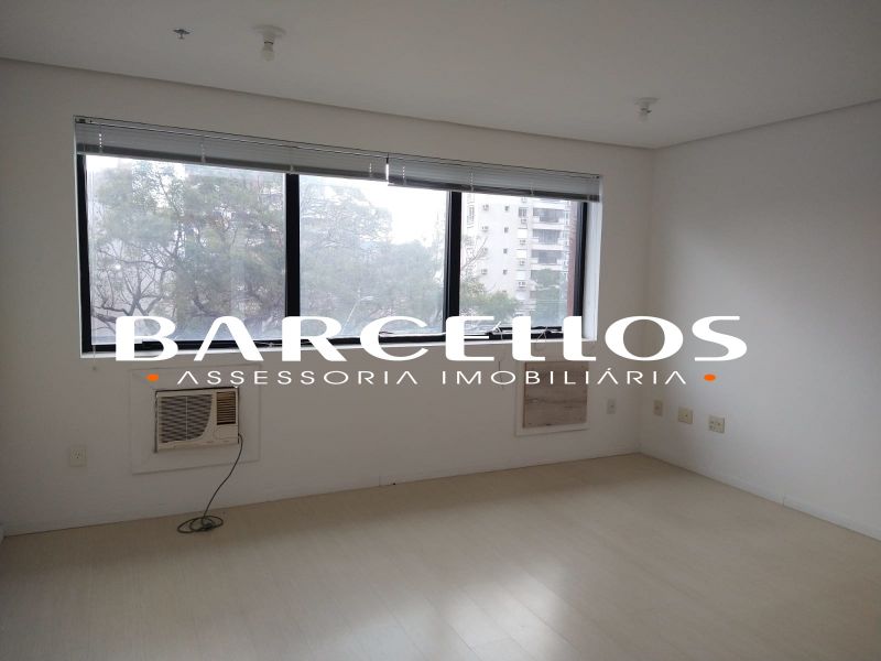 Sala com 1 banheiro e 35m² para alugar no bairro Auxiliadora, Porto Alegre