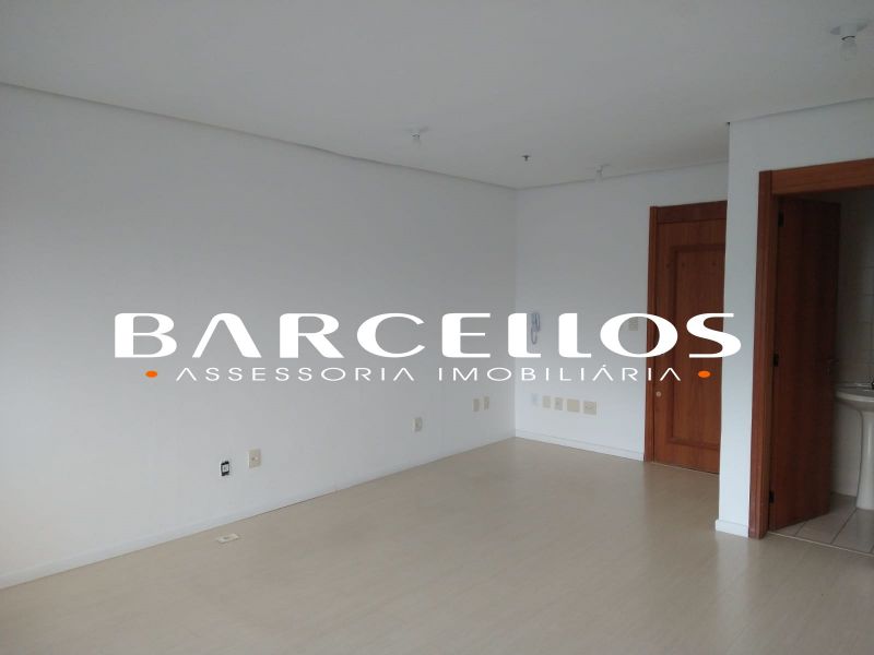 Sala com 1 banheiro e 35m² para alugar no bairro Auxiliadora, Porto Alegre