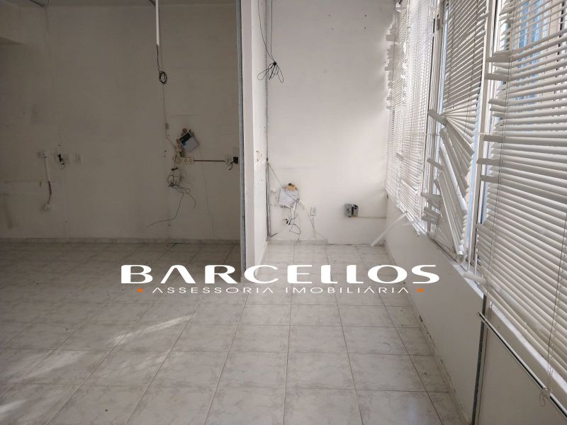 BARBADA! CONJUNTO COMERCIAL NA ANDRADAS