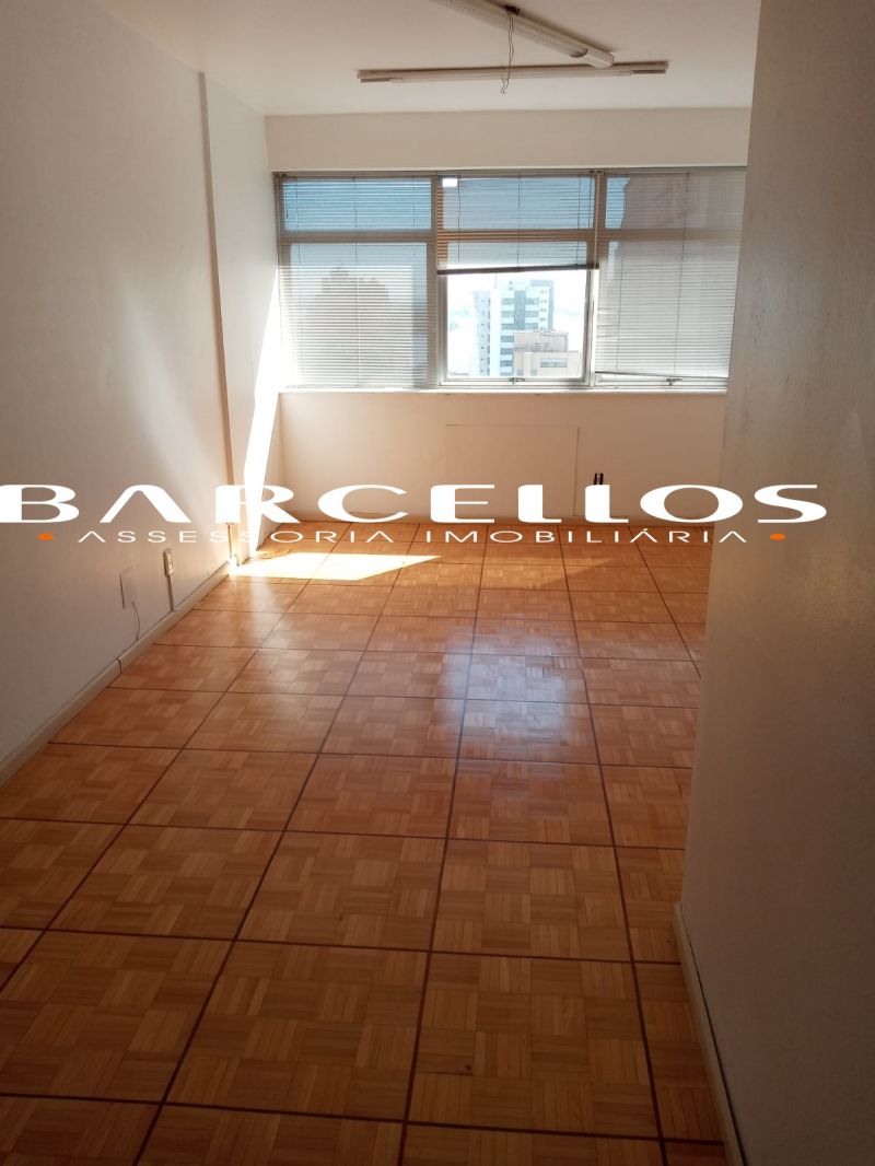 Sala com 1 banheiro e 25m² para alugar no bairro Centro Historico, Porto Alegre