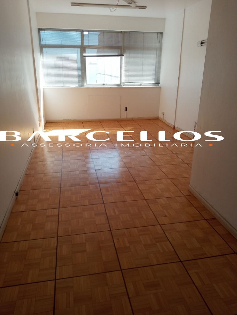 Sala com 1 banheiro e 25m² para alugar no bairro Centro Historico, Porto Alegre