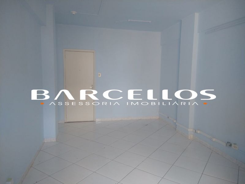 Sala com 1 banheiro e 20m² para alugar no bairro Centro Historico, Porto Alegre